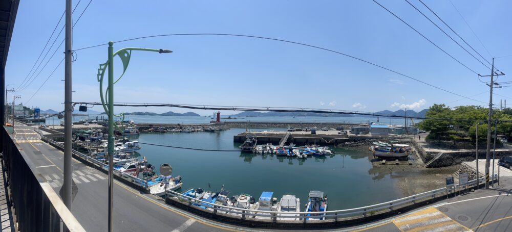삼천포 내항 전봇대 및 전선 현황 1